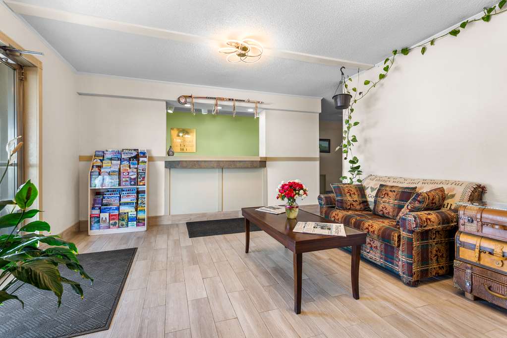 Americas Best Value Inn Belleville - photo 4