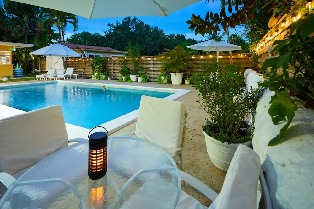 Private Villa Miami Pool Oasis — 4-Star Luxury Hotel in Miami, United States