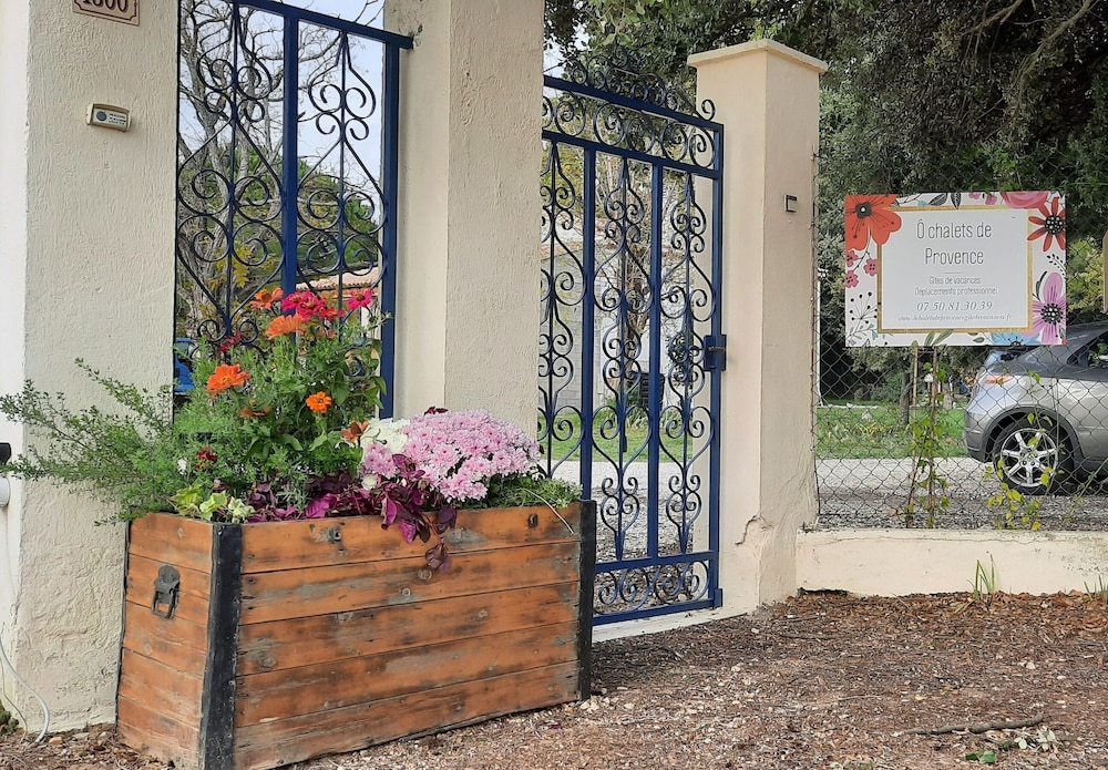 Ô Chalets de Provence — Suze-La-Rousse — photo 2