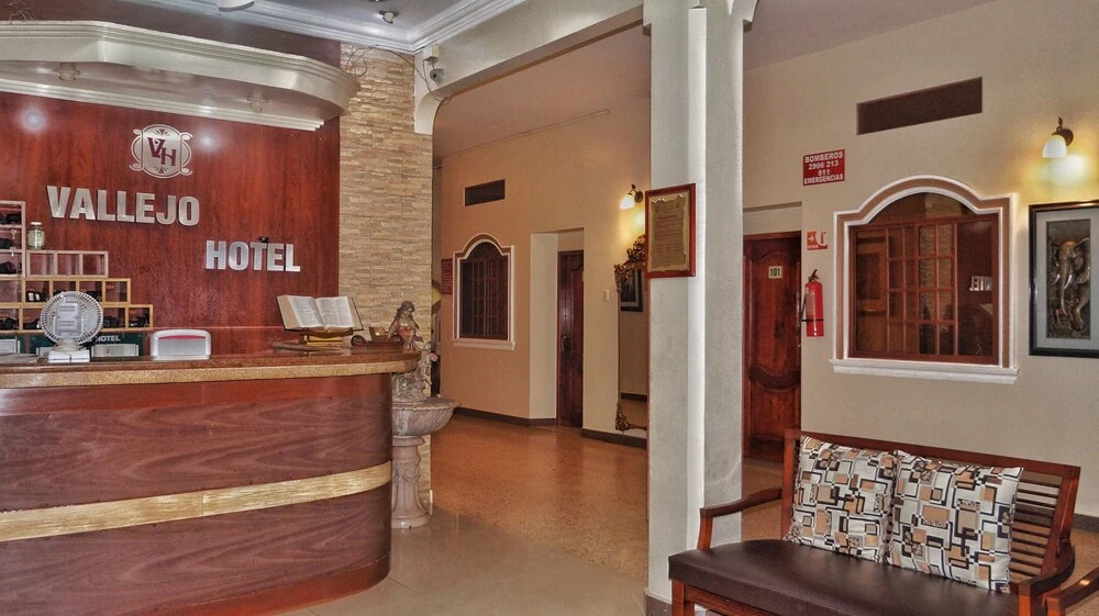 Vallejo Hotel — hotel in Huaquillas
