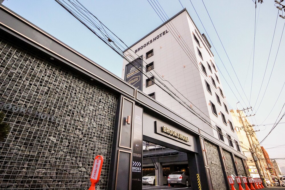 Brooks Business Hotel in Changwon, South Korea