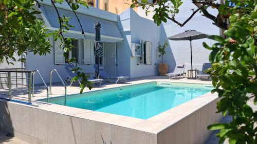 Lemonokipos holiday house with private pool — 4-Star Luxury Hotel in Sision, Greece