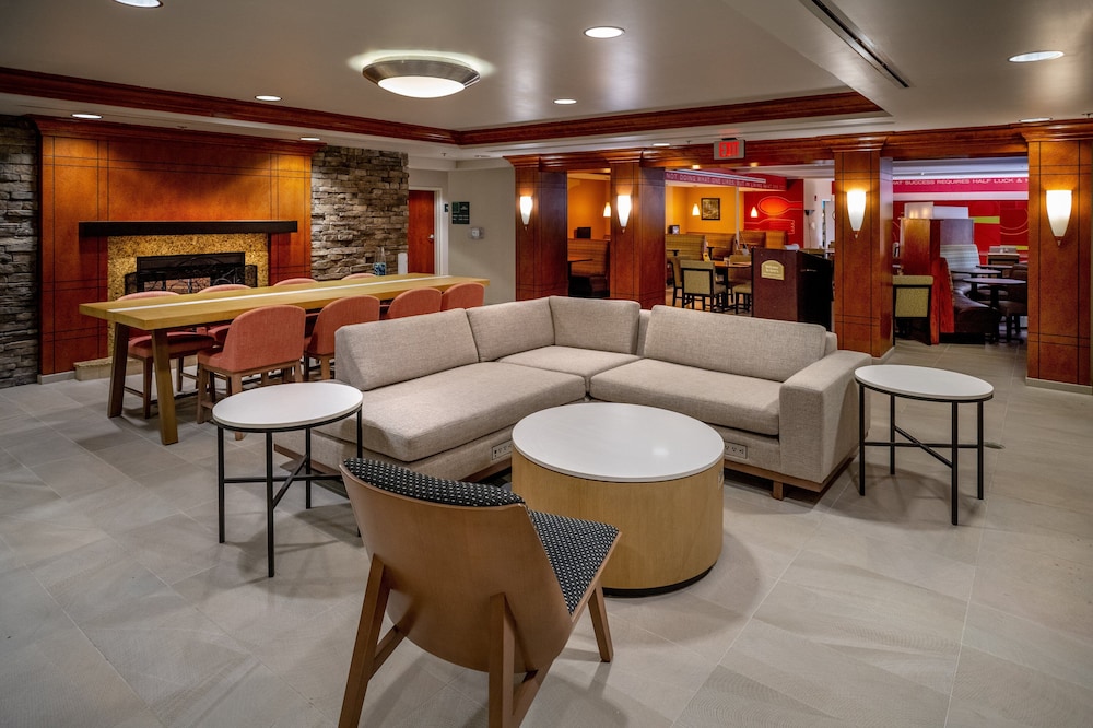 Holiday Inn Hotel & Suites Beckley by IHG - photo 25
