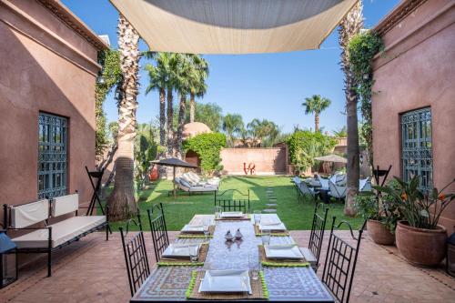 Superbe Villa Y Calme & Surete Piscine Privee & Gouvernante — 4-Star Luxury Hotel in Marrakesh, Morocco