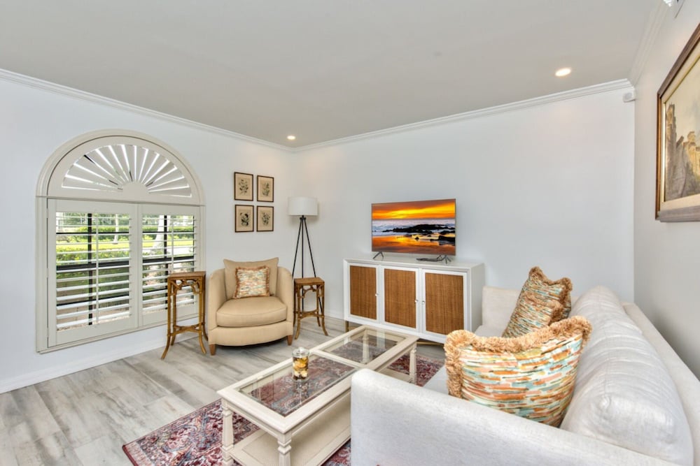 Le Malo Vacation Rental — 4-Star Luxury Hotel in Naples, United States