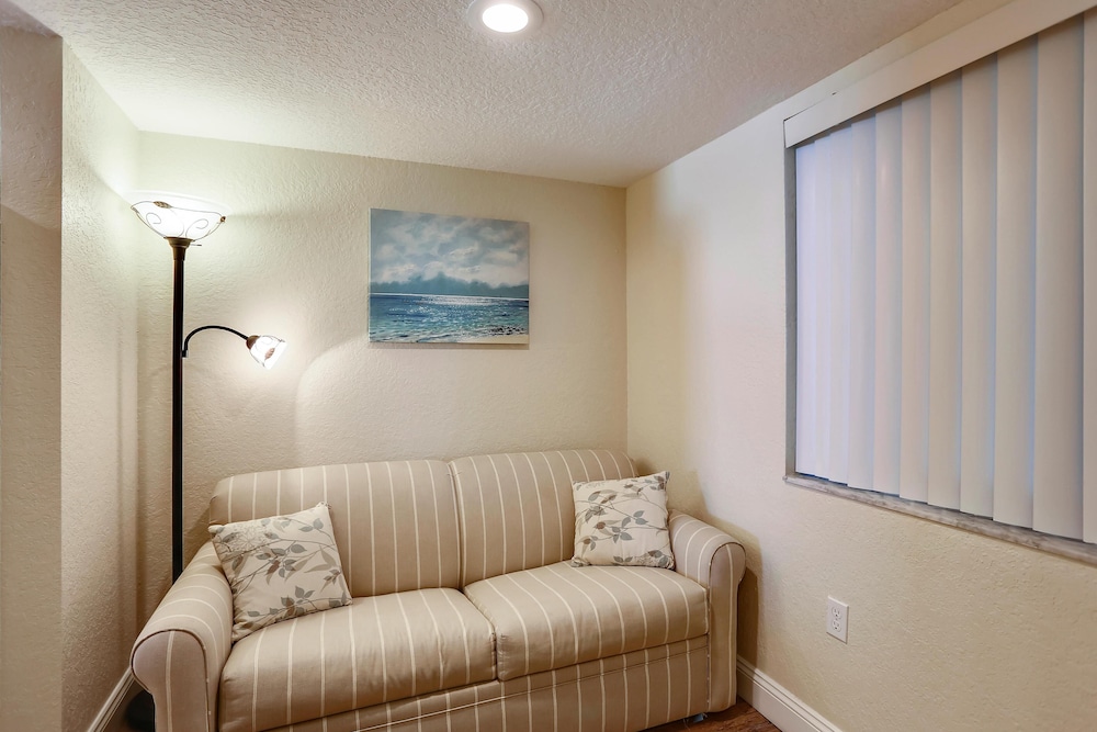 Land's End 6 303 Beach Front Premier - photo 9