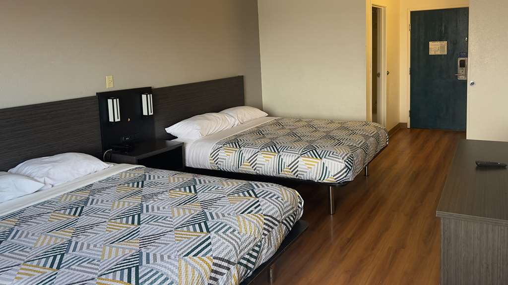 Motel 6 Waterloo IA - photo 12