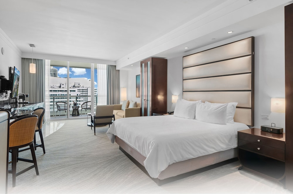 Fontainebleau Miami Beach Private Luxury Suites - photo 58