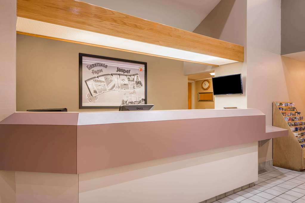 Super 8 by Wyndham Jasper - photo 3