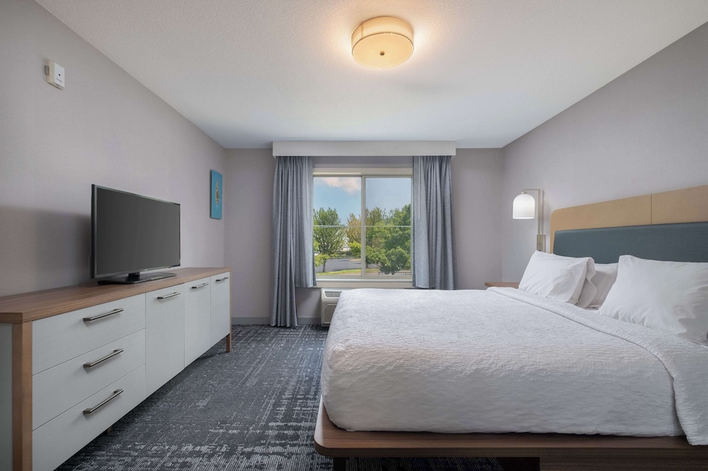 Homewood Suites Medford - photo 14