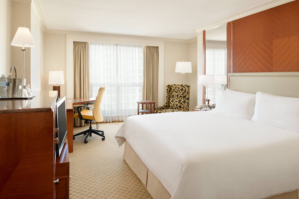 San Diego Marriott Gaslamp Quarter - photo 13