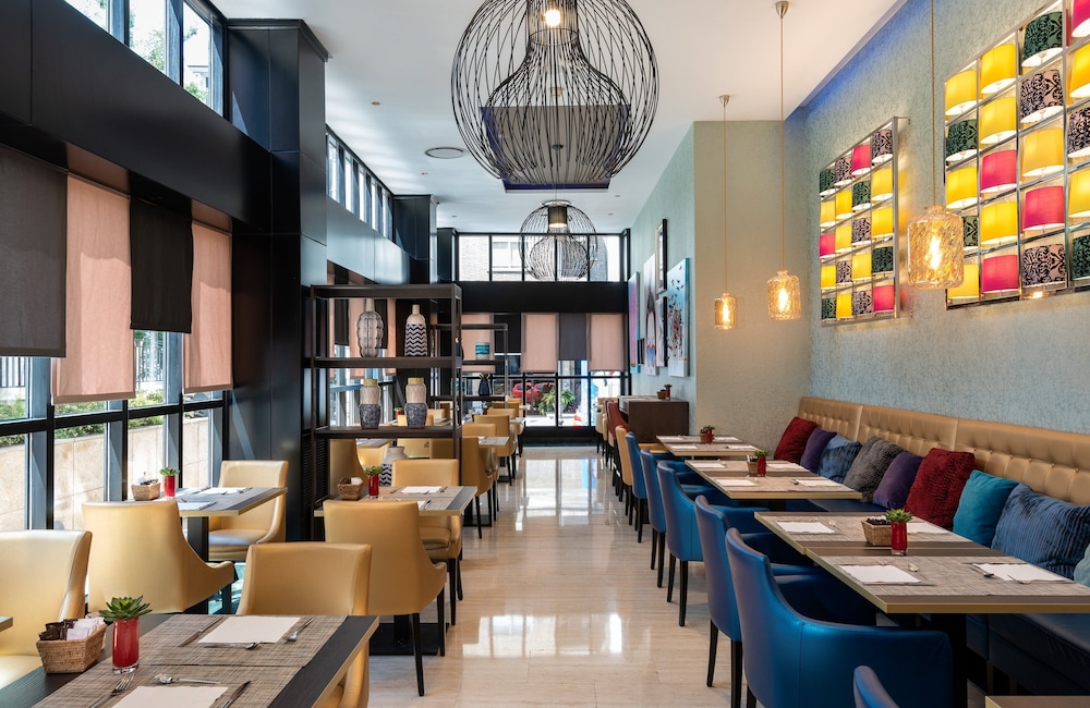 מזון ומשקאות