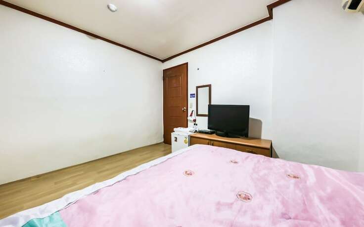 Cheonan Ewha in Cheonan, South Korea