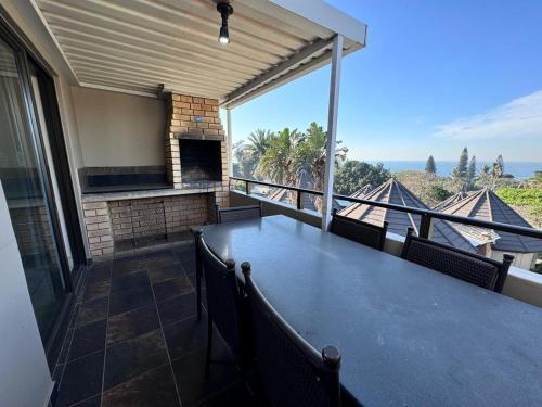 Banana Beach Club D7 — 4-Star Luxury Hotel in Port Shepstone, South Africa