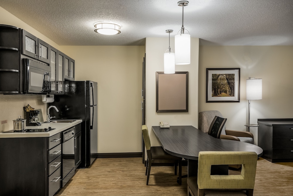 Candlewood Suites Glen Allen Short Pump by IHG - photo 7