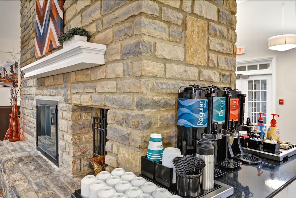 Staybridge Suites Columbus Worthington - photo 16