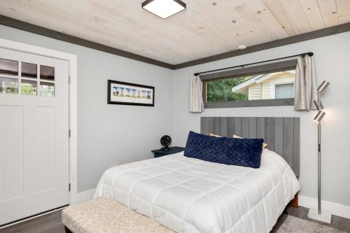 Mountains to Sea by Oak Island Accommodations - photo 5