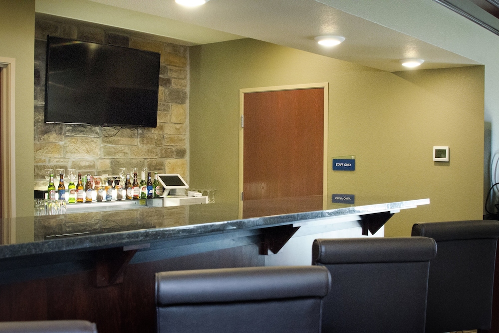 Cobblestone Inn & Suites Soda Springs - photo 36