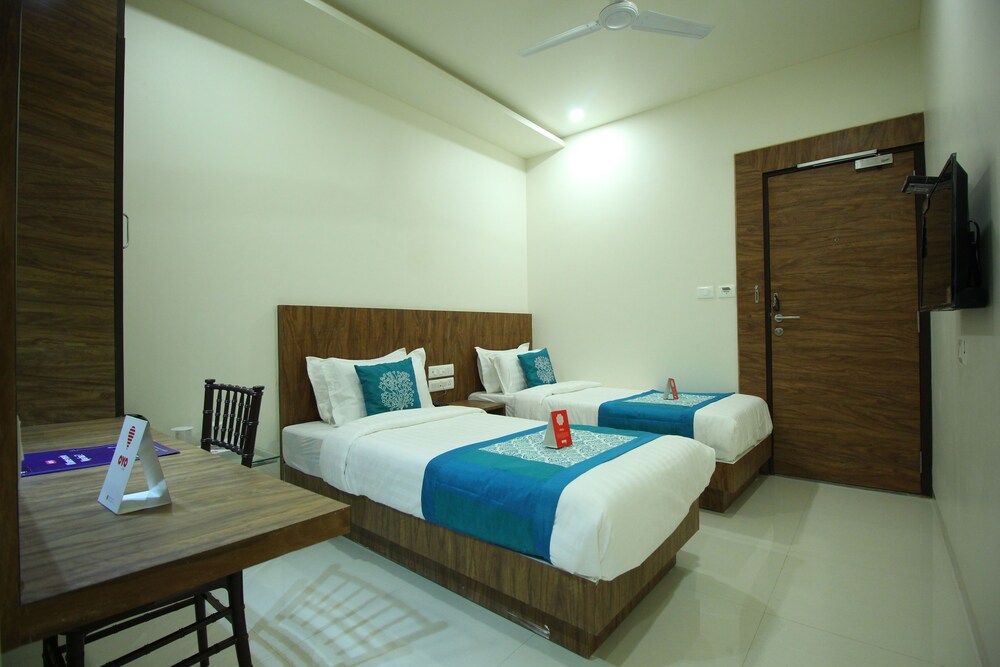 Hotel Limra Surat in Surat, India