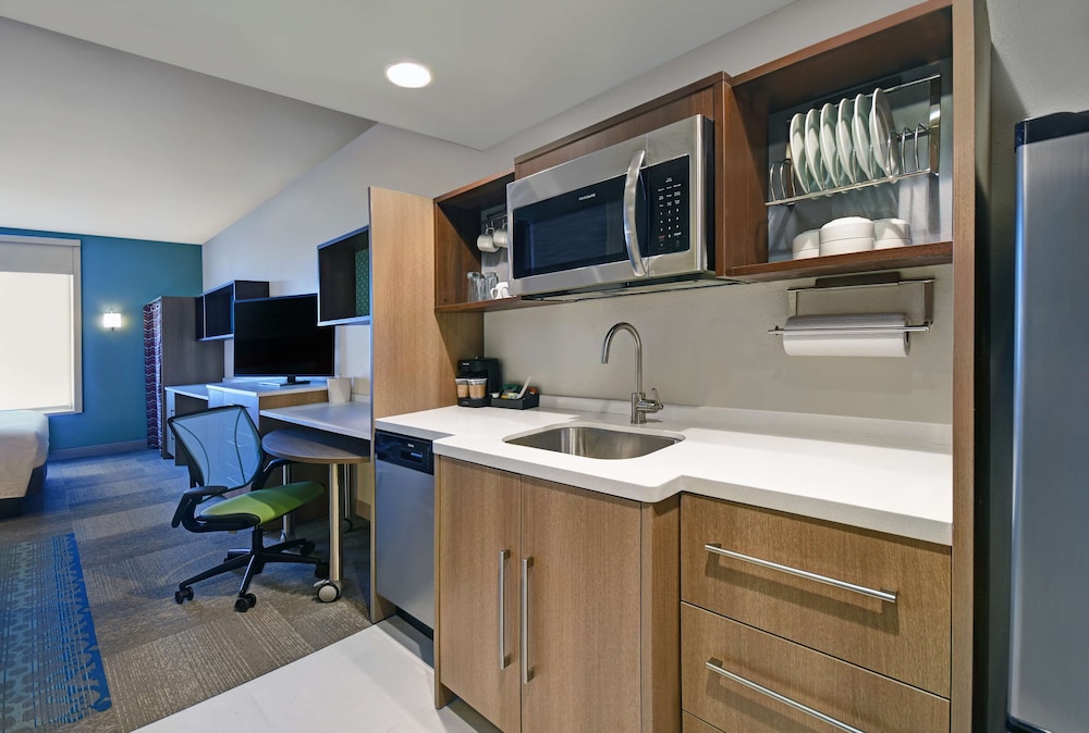 Home2 Suites by Hilton Columbus - photo 18