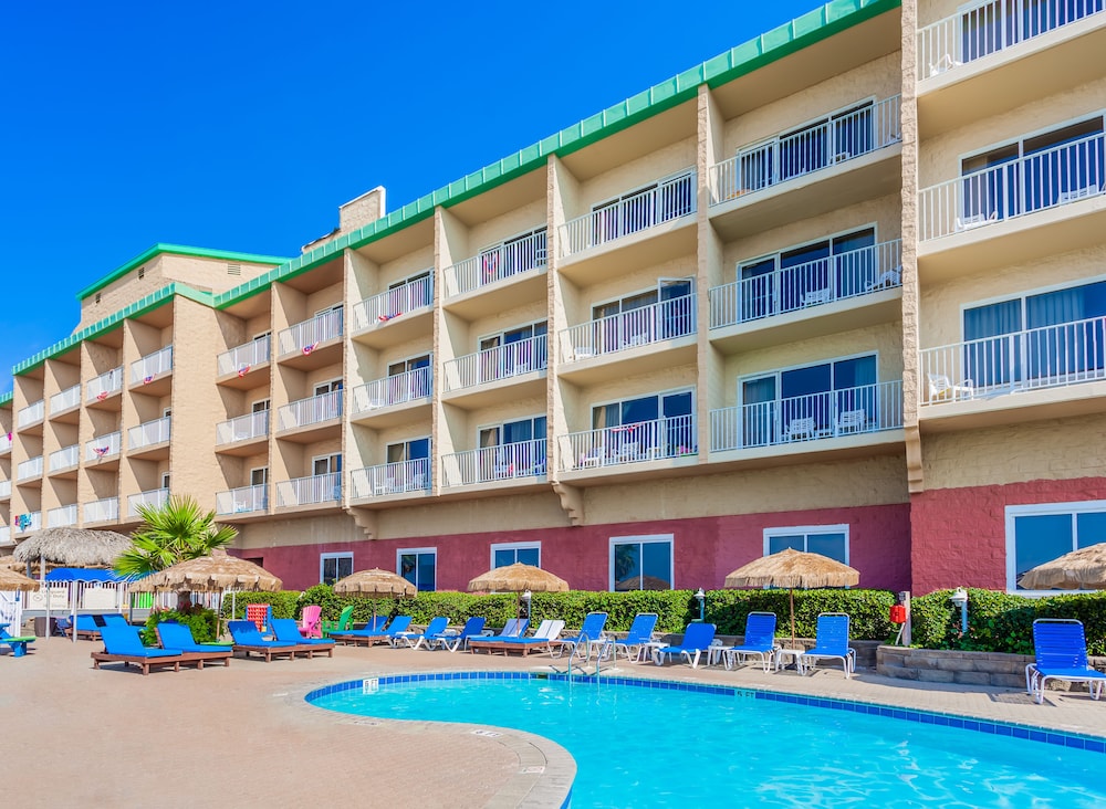 Hampton Inn Pensacola Beach - photo 76