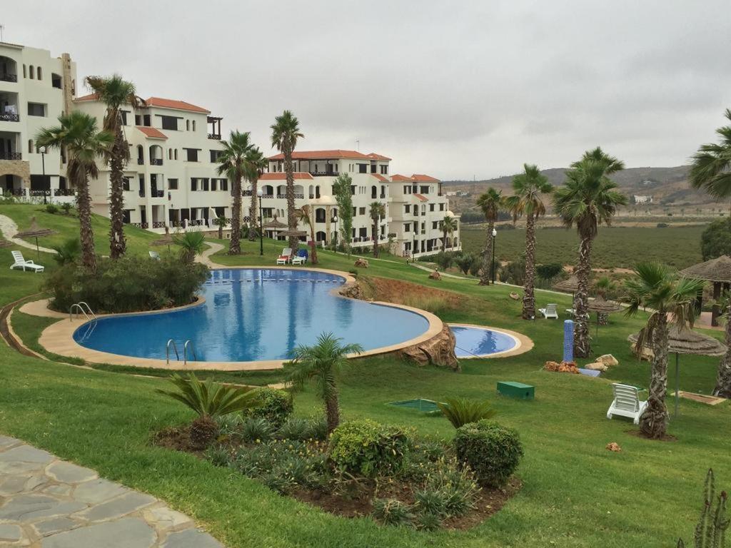 Bel appartement 3chambres Lilac's Garden Cabo Negro — 4-Star Luxury Hotel in Cap Negro Ii, Morocco