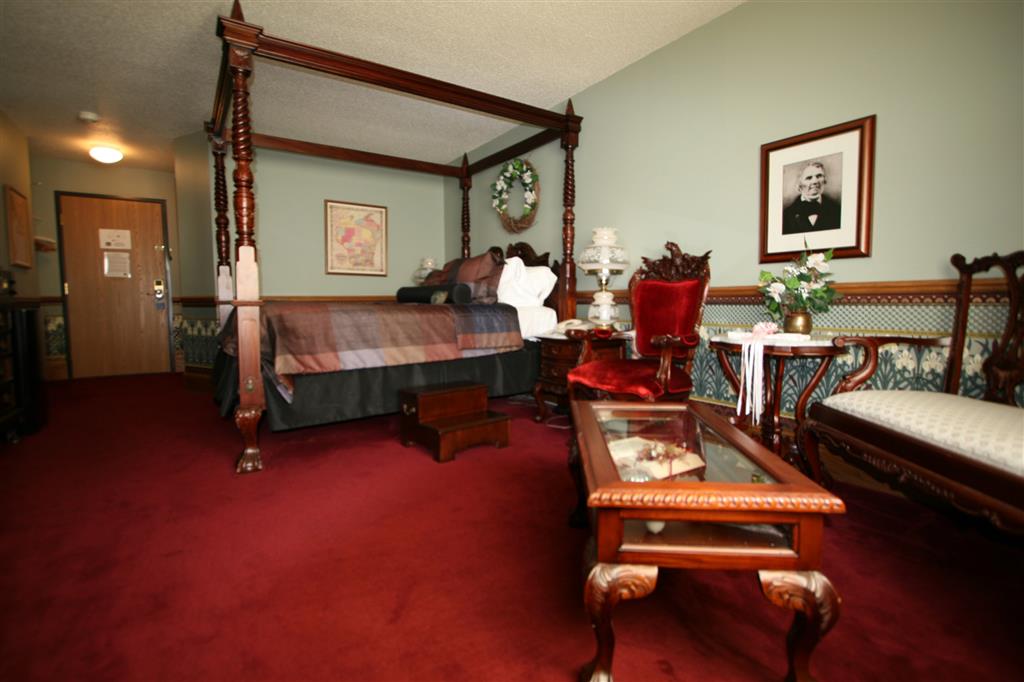 Best Western Dodgeville Inn & Suites - photo 16