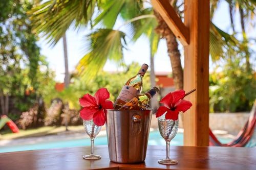 Villa Nirvana vue Mer piscine plage de Petit Havre a 200 metre — 4-Star Luxury Hotel in Le Gosier, Guadeloupe