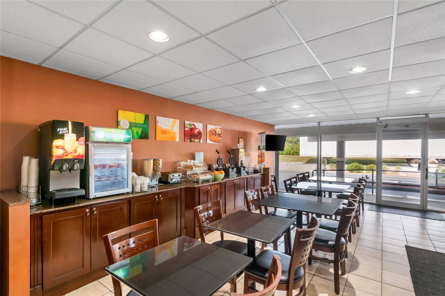 Quality Inn Waterbury East - photo 56