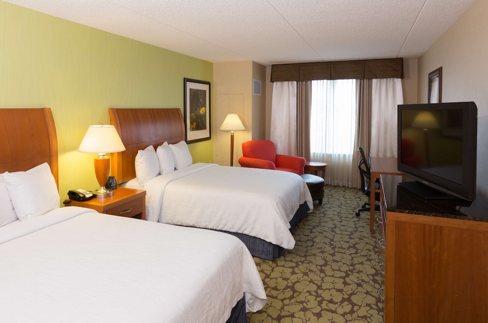 Hilton Garden Inn Buffalo Airport - photo 5