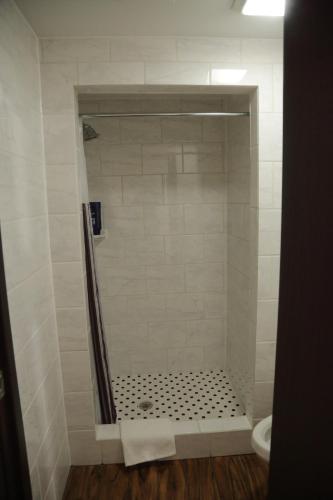 Theroff's Motel - photo 16