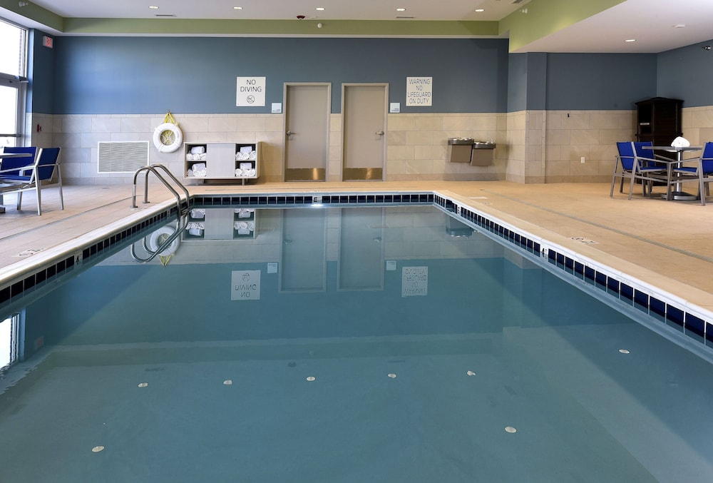Holiday Inn Express & Suites Madisonville by IHG - photo 14