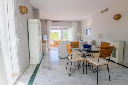 A tico Costa Ballena playa infante. 1A lA nea playa in Rota, Spain