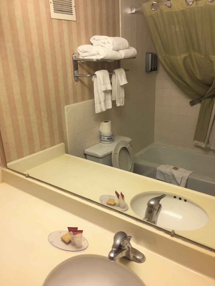 Americas Best Value Inn & Suites Boise - photo 22