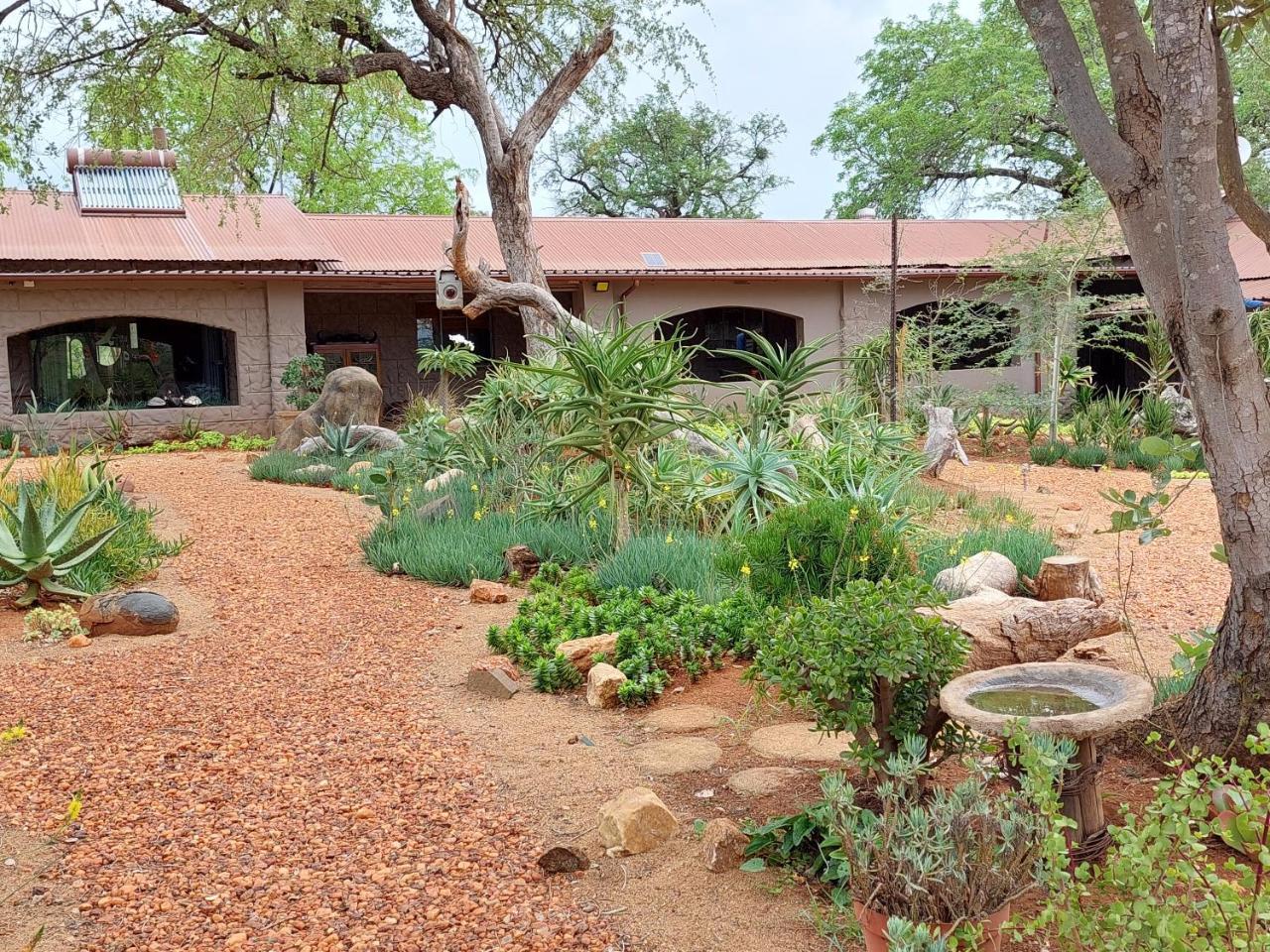 Phomola Manor Holiday Home — 4-Star Luxury Hotel in Phalaborwa, South Africa