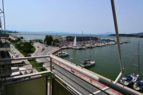 Houseloft Volos Seaview Retreat — 4-Star Luxury Hotel in Volos, Greece
