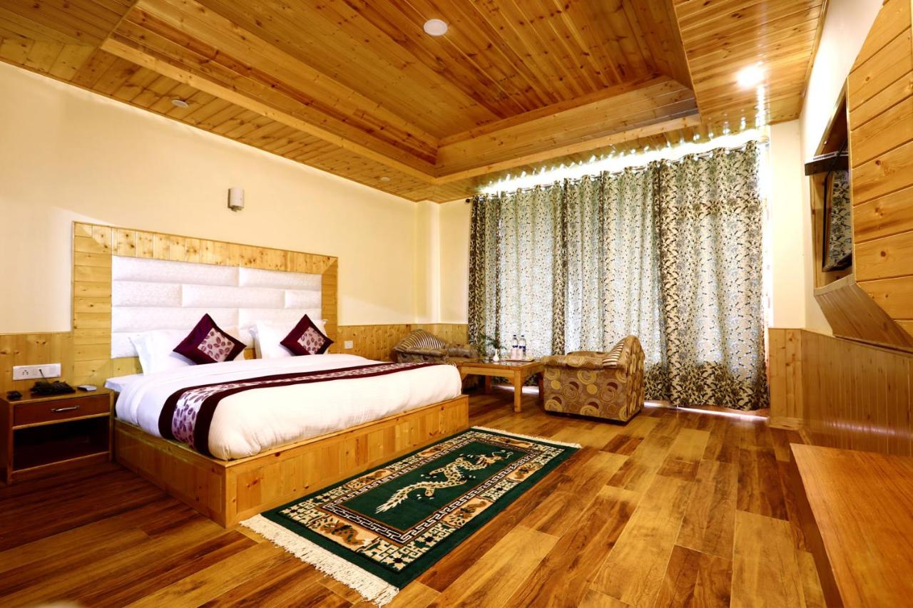Phalguni Regency - carbon neutral hotel in Manali