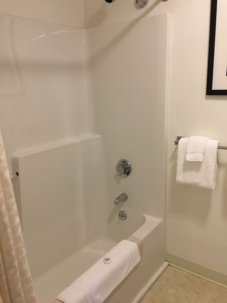 Camden Riverhouse Hotel - photo 60