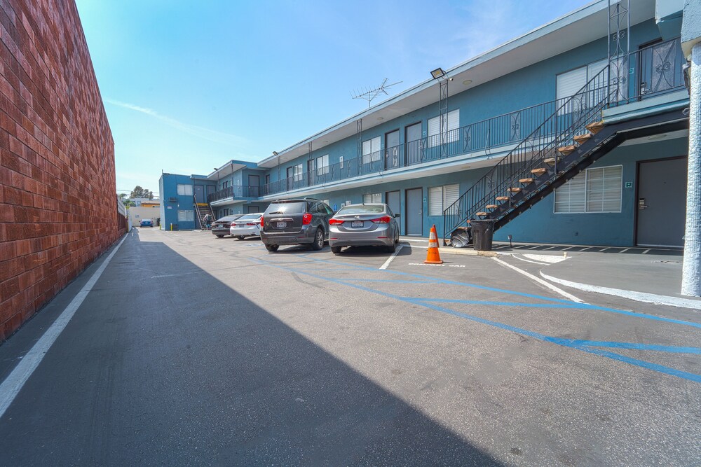 NOHO Hotel near Universal Studios Hollywood - photo 23