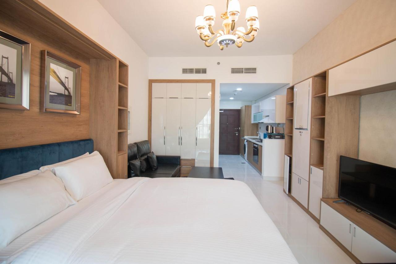 Fully Furnished Studio Ready to Move in Resortz 19 — 4-Star Luxury Hotel in Dubai, United Arab Emirates