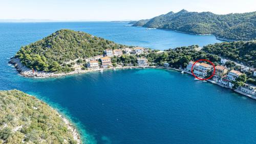 Apartments by the sea Zaklopatica Lastovo 8342 — 4-Star Luxury Hotel in Lastovo, Croatia