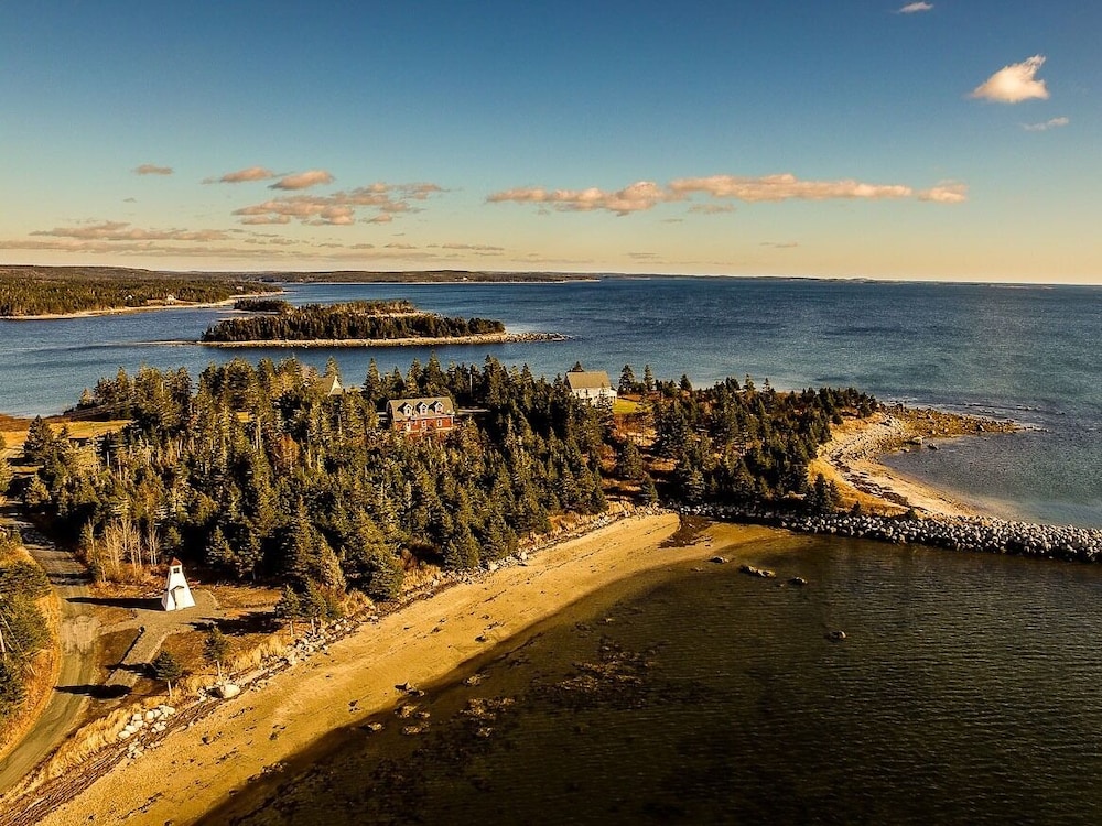 Seawind Landing Country Inn — hotel in Port Hawkesbury