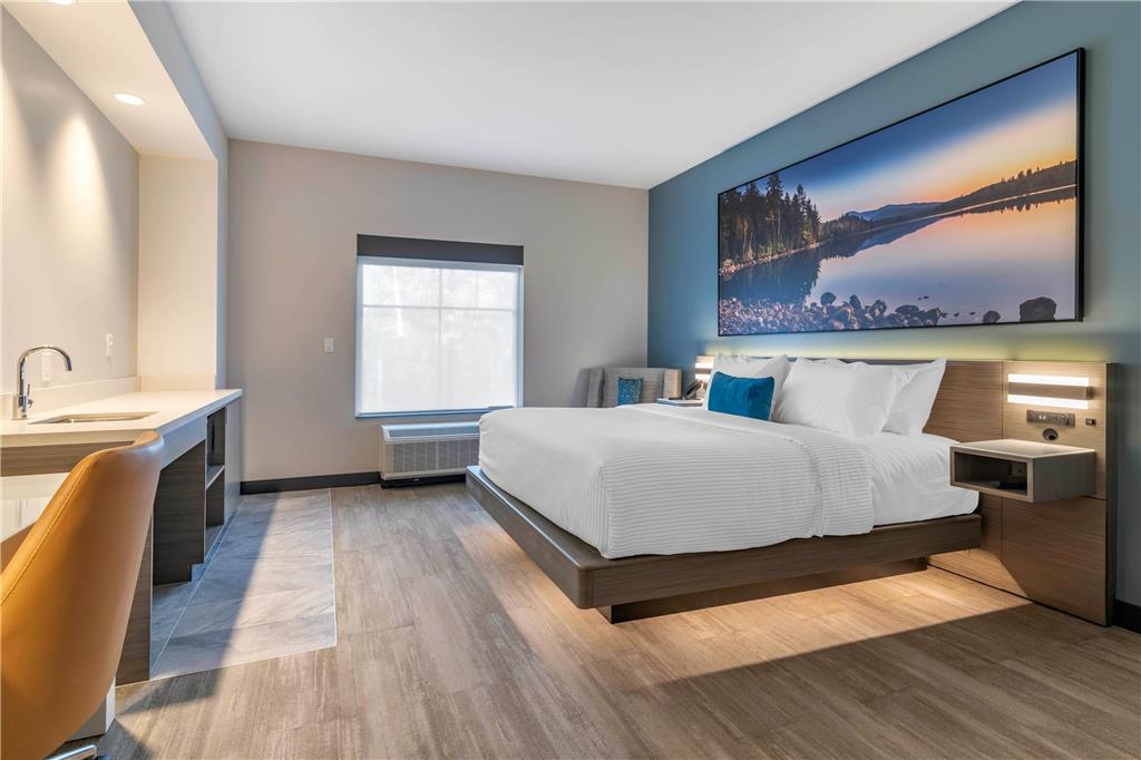 Cambria Hotel Lake Placid Lakeside Resort - photo 37