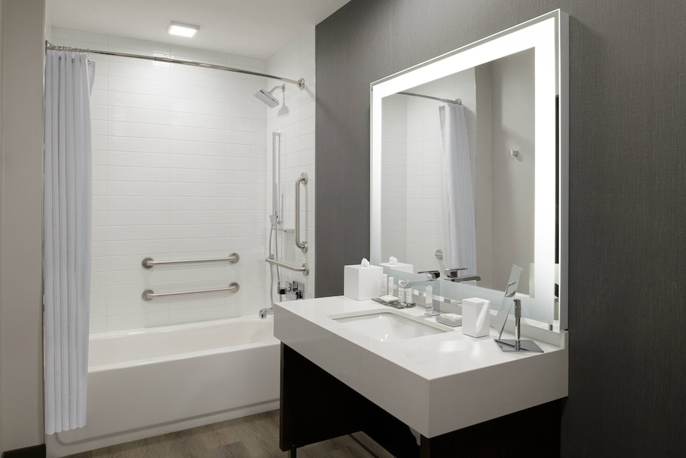 Marriott Tacoma Downtown - photo 39