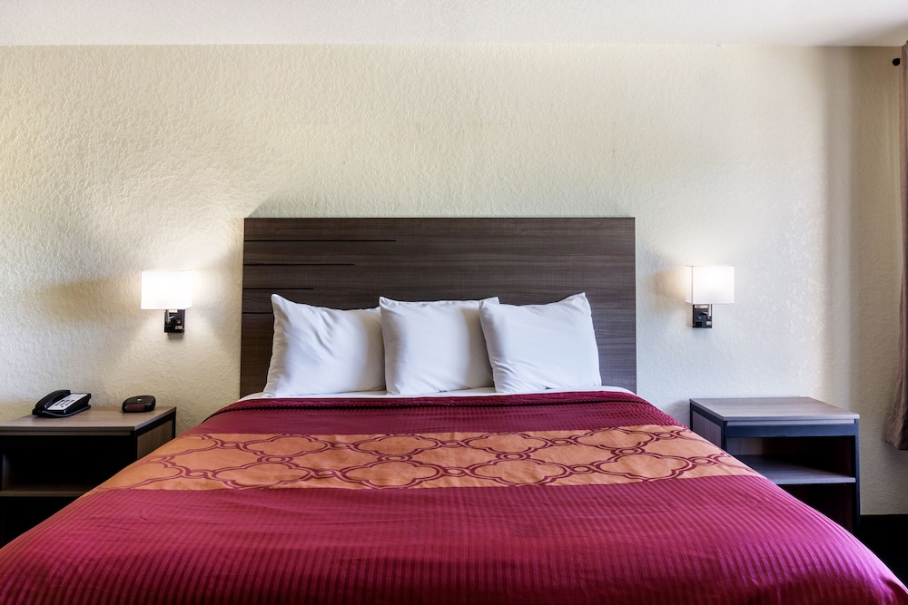 OYO Inn & Suites Medical Center San Antonio - photo 6