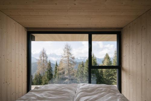 Anders Mountain Suites 3 — 4-Star Luxury Hotel in Bressanone, Italy