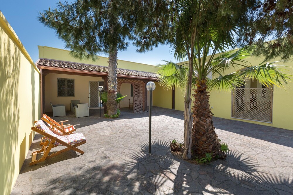 3411 Villino Girasoli By Barbarhouse — Nardo