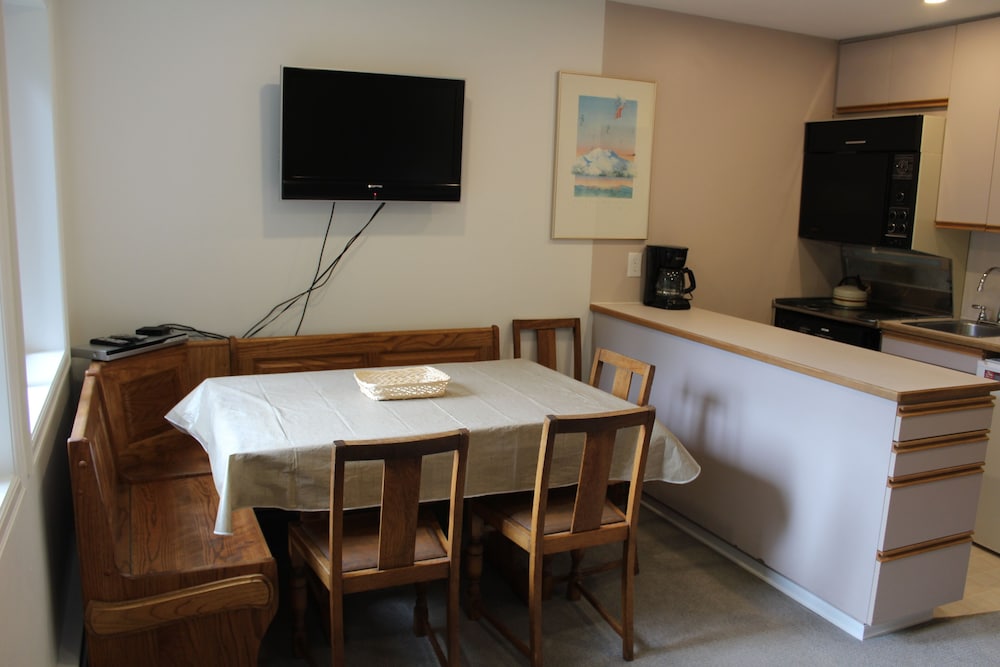 Crystal Chalets Condominiums at Crystal Mountain Ski Resort - photo 129