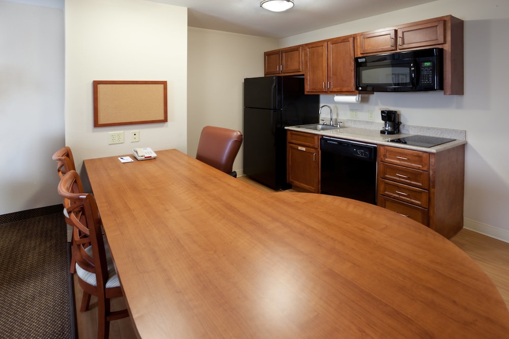 Candlewood Suites San Antonio NW Near Seaworld by IHG - photo 18