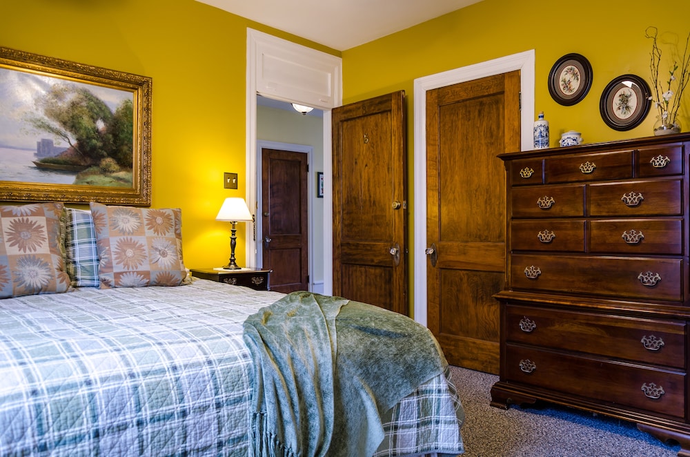 Carisbrooke Inn - photo 18